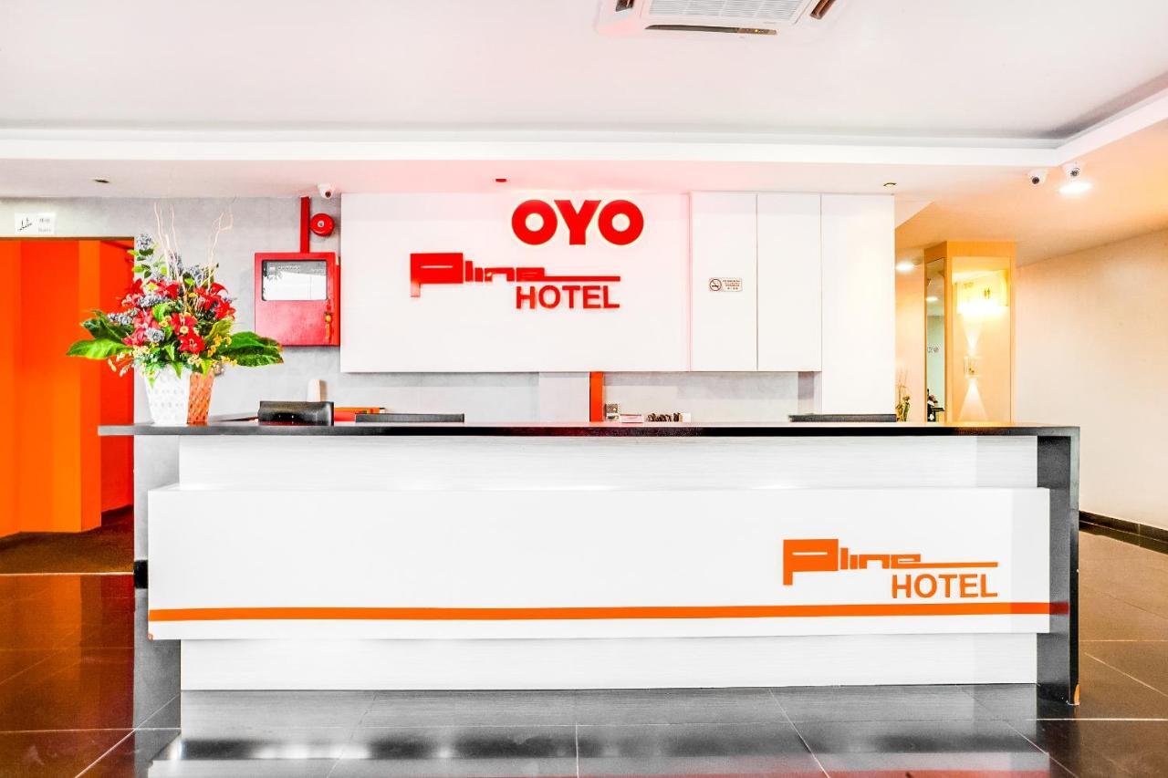 Oyo 89652 P Line Hotel Джохор Бахру Екстериор снимка