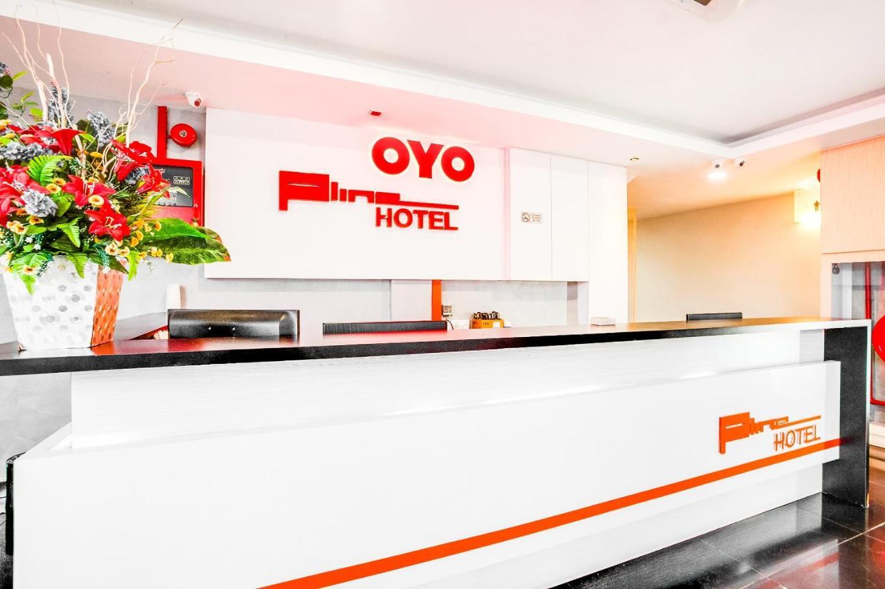 Oyo 89652 P Line Hotel Джохор Бахру Екстериор снимка