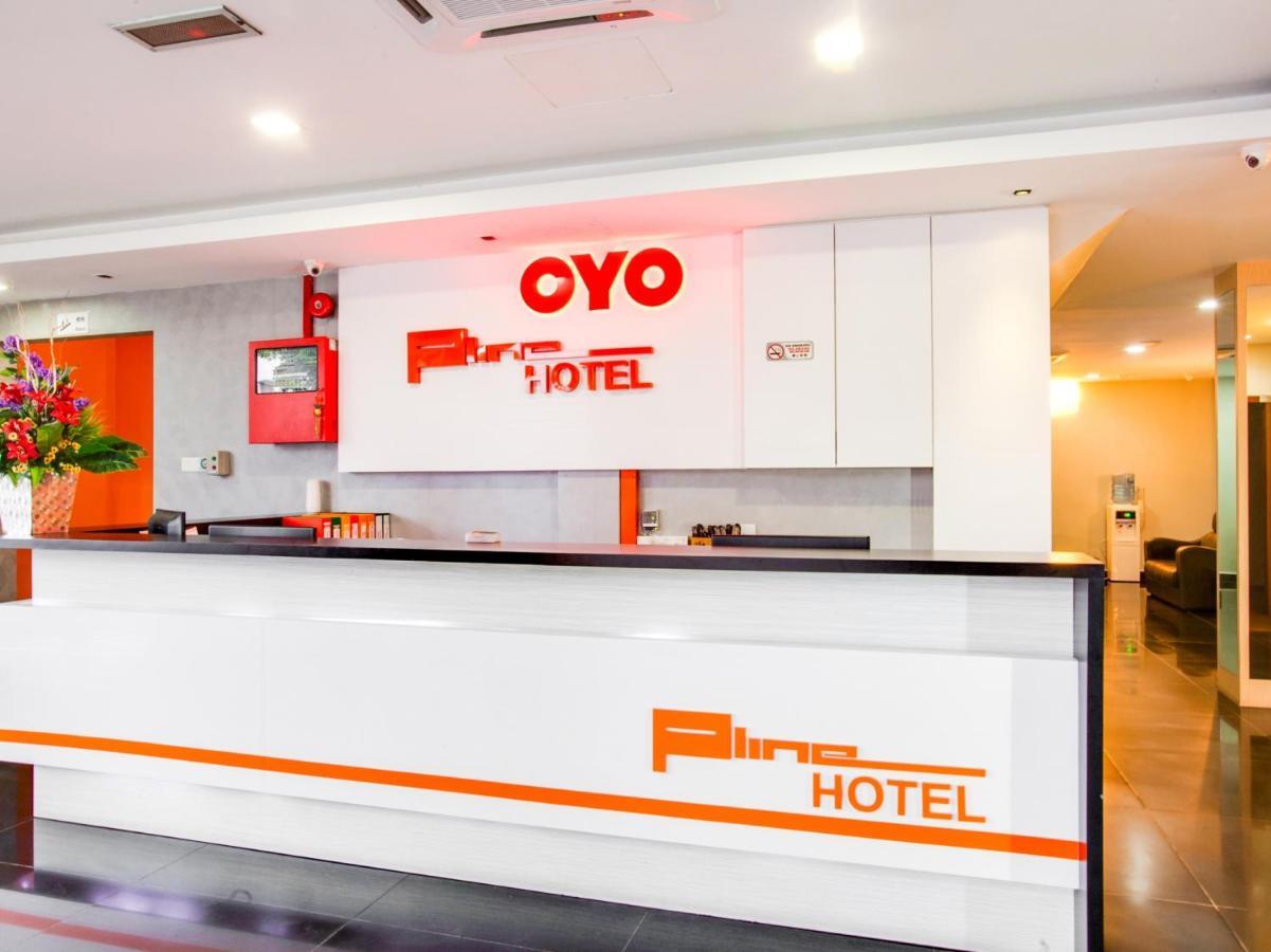 Oyo 89652 P Line Hotel Джохор Бахру Екстериор снимка